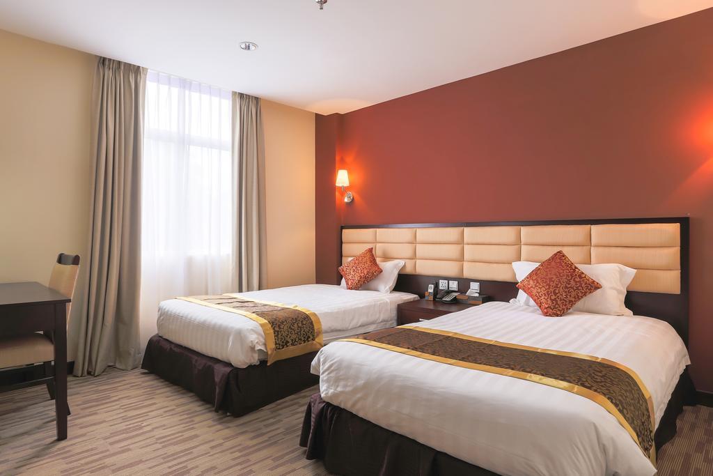 Hallmark Crown Hotel Malacca Værelse billede
